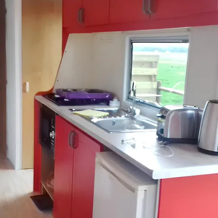 Bungalow De 2 Avec Jardin Clos Et Wifi A Marie Du Mont Hotel *
