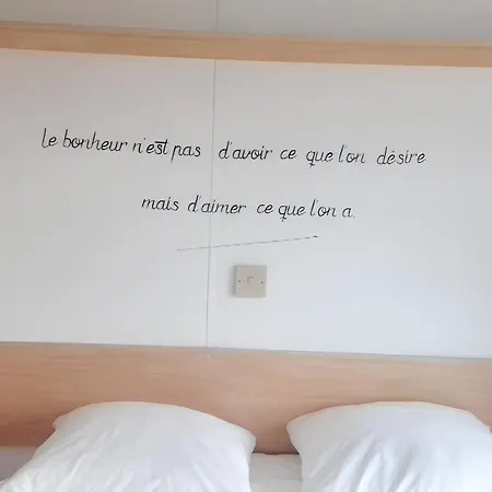 Hotel Bungalow De 2 Avec Jardin Clos Et Wifi A Marie Du Mont