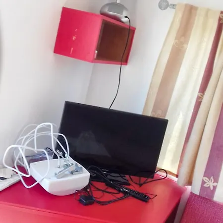 Hotel Bungalow De 2 Avec Jardin Clos Et Wifi A Marie Du Mont Sainte-Marie-du-Mont (Manche)