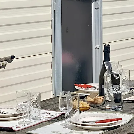 Bungalow De 2 Avec Jardin Clos Et Wifi A Marie Du Mont Hotel